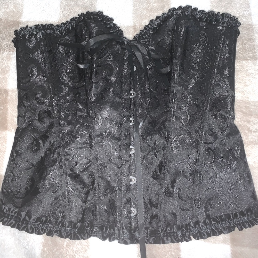 Black trendy corset